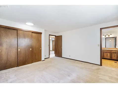 6996 SW 184th Avenue Beaverton OR 97007