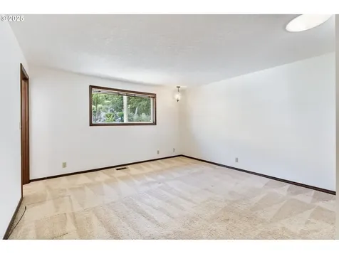 6996 SW 184th Avenue Beaverton OR 97007