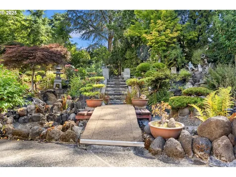 6996 SW 184th Avenue Beaverton OR 97007