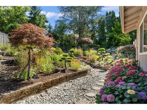 6996 SW 184th Avenue Beaverton OR 97007
