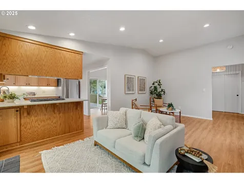 21864 SW Martinazzi Avenue Tualatin OR 97062