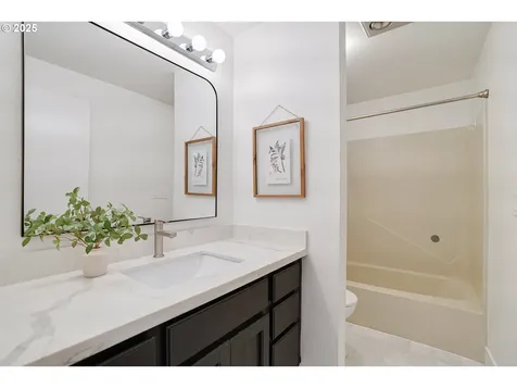 21864 SW Martinazzi Avenue Tualatin OR 97062