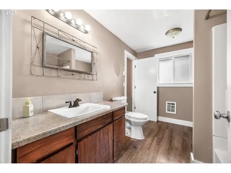 205 SW 14th Street Battle Ground WA 98604