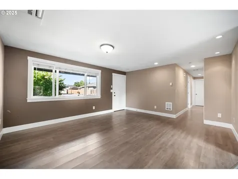 205 SW 14th Street Battle Ground WA 98604