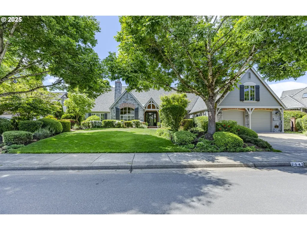 2943 Riverwalk Loop Eugene OR 97401