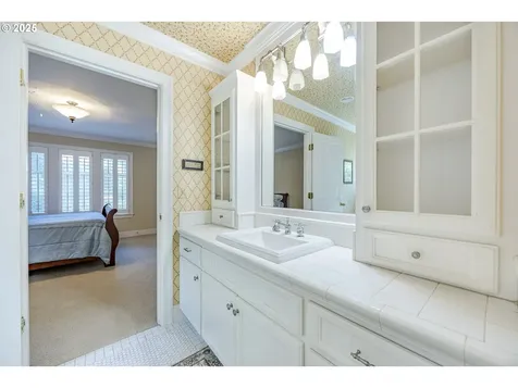 2943 Riverwalk Loop Eugene OR 97401