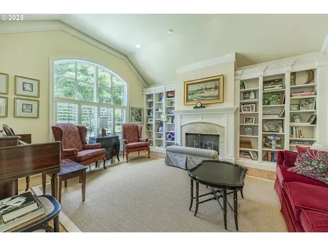 2943 Riverwalk Loop Eugene OR 97401