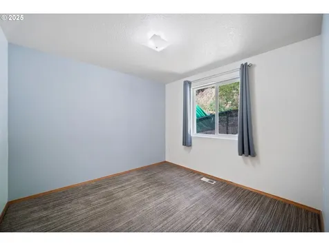 2229 NW 6th Place Camas WA 98607