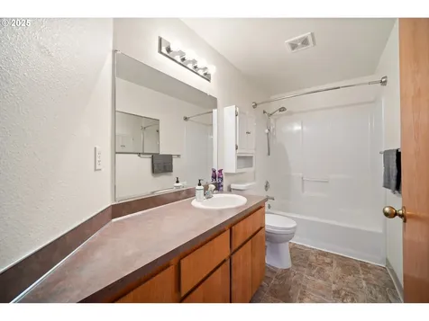 2229 NW 6th Place Camas WA 98607