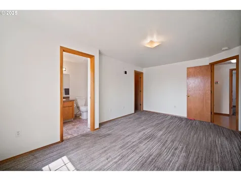 2229 NW 6th Place Camas WA 98607