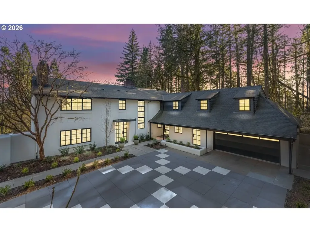 4855 SW Hewett Boulevard Portland OR 97221