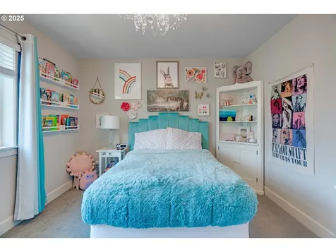 11389 NW Knightsview Lane Portland OR 97229