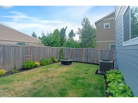 11389 NW Knightsview Lane Portland OR 97229