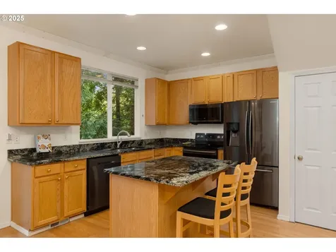 19756 SW Ashcroft Lane Beaverton OR 97003