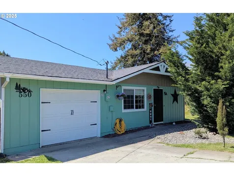 550 18th Street Myrtle Point OR 97458