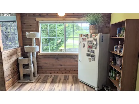 550 18th Street Myrtle Point OR 97458
