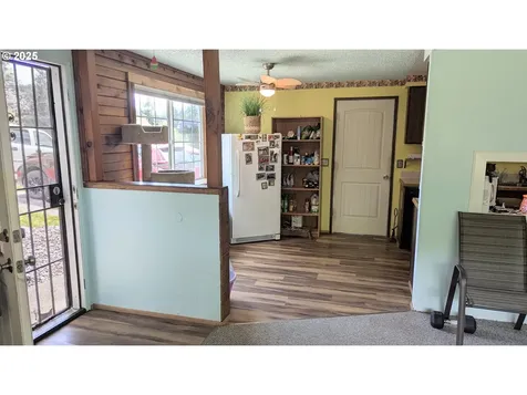 550 18th Street Myrtle Point OR 97458