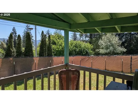 550 18th Street Myrtle Point OR 97458