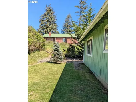 550 18th Street Myrtle Point OR 97458