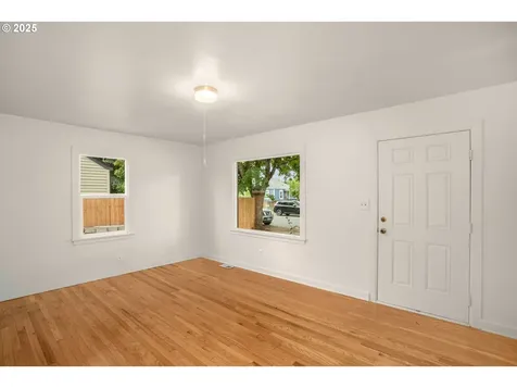 3106 SE 79th Avenue Portland OR 97206