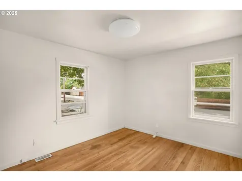 3106 SE 79th Avenue Portland OR 97206