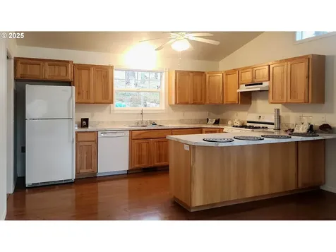 160 Spirit Lane Roseburg OR 97471