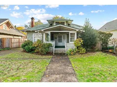 1114 SE Bidwell Street Portland OR 97202