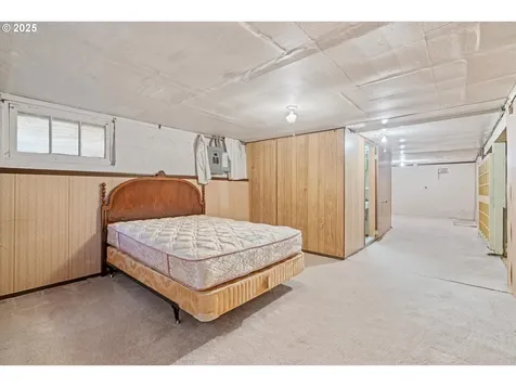 1114 SE Bidwell Street Portland OR 97202