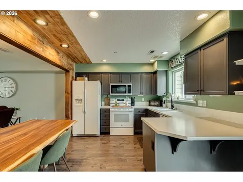 75 River Rock Lane Woodland WA 98674