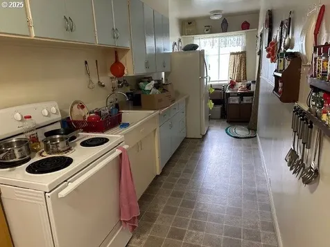 92322 Cape Arago Highway Coos Bay OR 97420