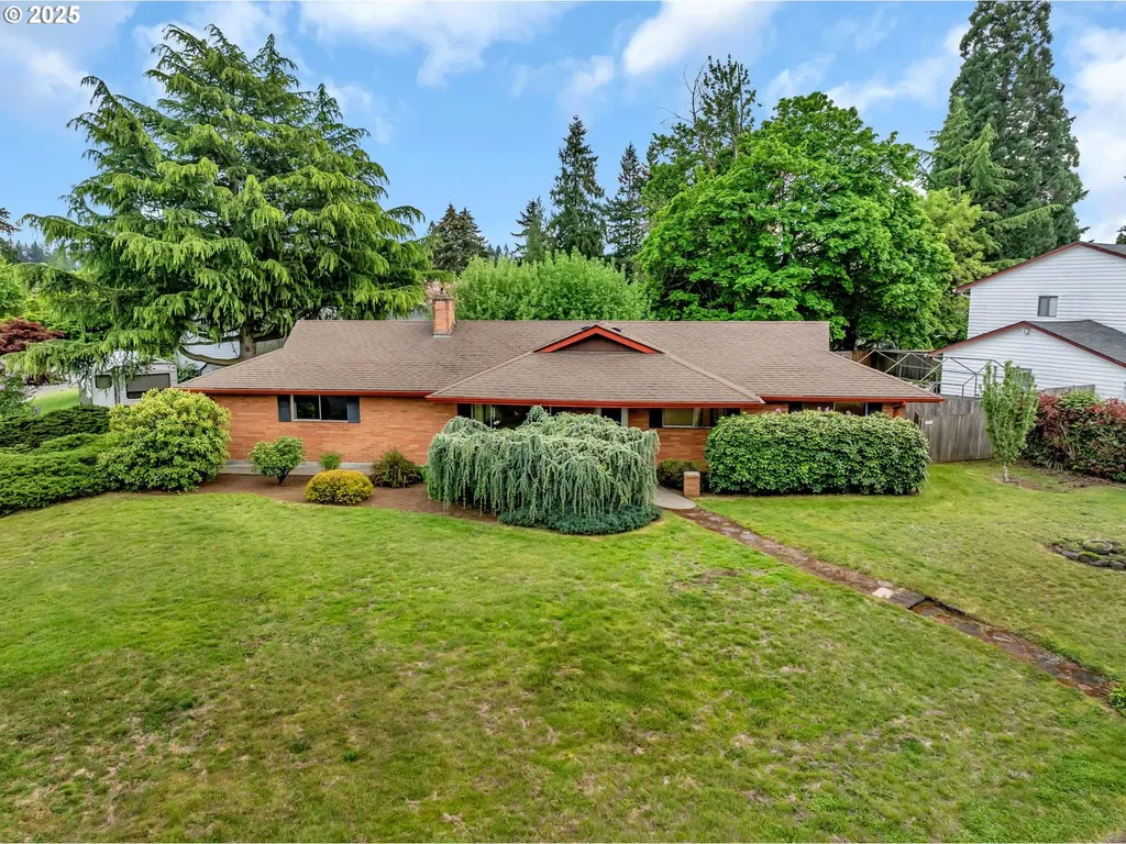 8203 NE 27th Street Vancouver WA 98662