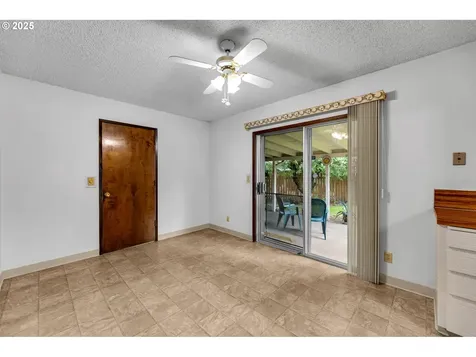 8203 NE 27th Street Vancouver WA 98662