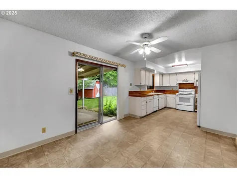 8203 NE 27th Street Vancouver WA 98662