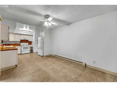 8203 NE 27th Street Vancouver WA 98662