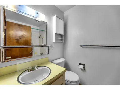 8203 NE 27th Street Vancouver WA 98662