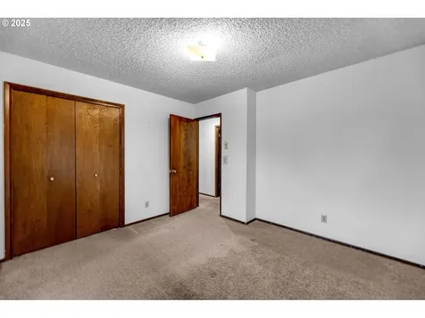 8203 NE 27th Street Vancouver WA 98662