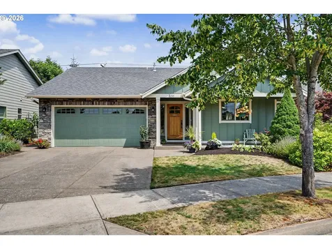 801 Pintail Street Silverton OR 97381