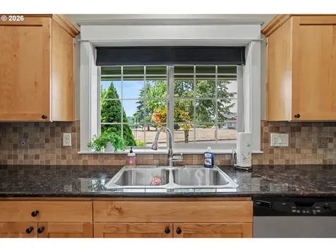801 Pintail Street Silverton OR 97381