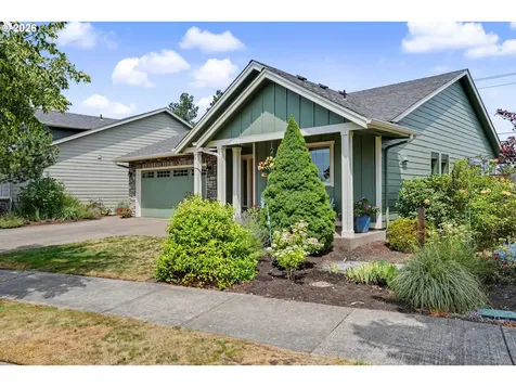 801 Pintail Street Silverton OR 97381