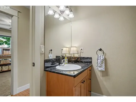 801 Pintail Street Silverton OR 97381