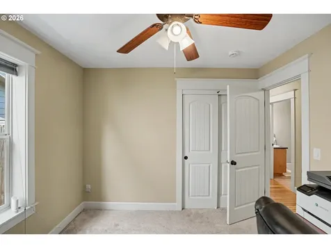 801 Pintail Street Silverton OR 97381
