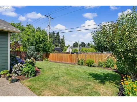 801 Pintail Street Silverton OR 97381