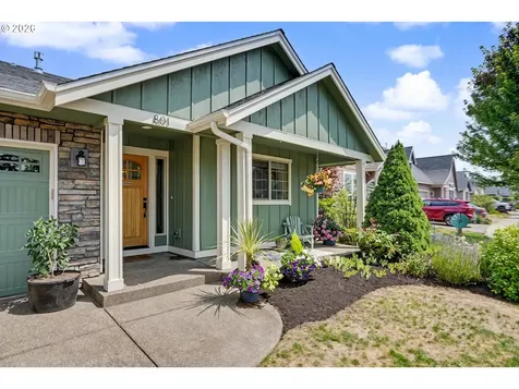 801 Pintail Street Silverton OR 97381