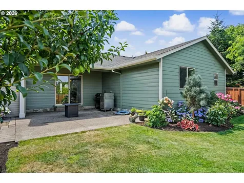801 Pintail Street Silverton OR 97381