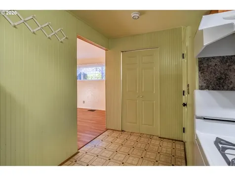 2035 Juniper Avenue Coos Bay OR 97420