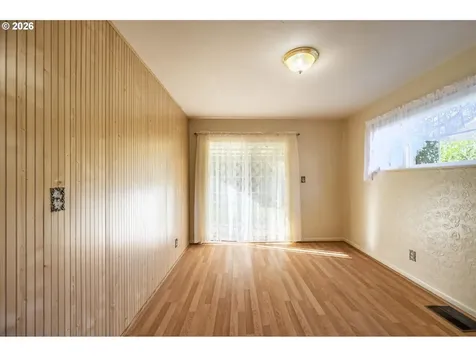 2035 Juniper Avenue Coos Bay OR 97420