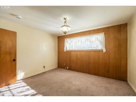 2035 Juniper Avenue Coos Bay OR 97420