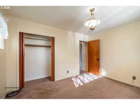 2035 Juniper Avenue Coos Bay OR 97420