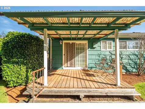 2035 Juniper Avenue Coos Bay OR 97420
