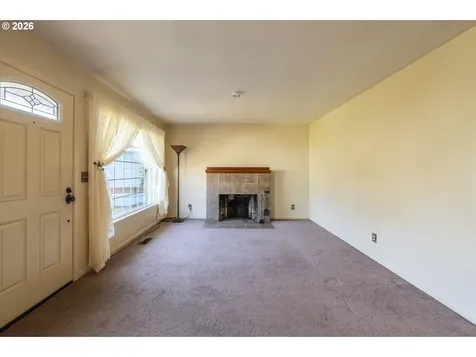 2035 Juniper Avenue Coos Bay OR 97420